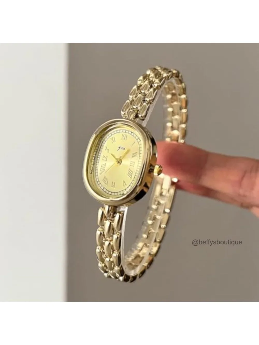 Women's Small Face Oval Quartz Analog Wristwatch with Metal Link Band, Slim